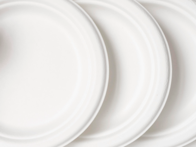 Image of white paper plates